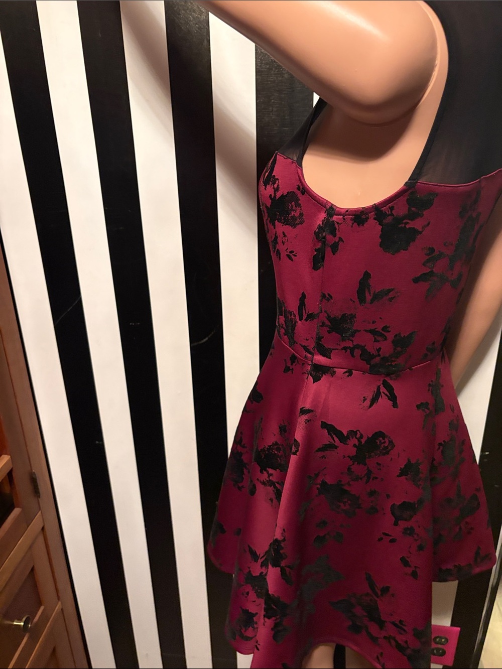 Trixxi Y2K Purple Floral Fit & Flare Dress with Sheer Black Yoke Small 2/4/6 Jrs - Picture 15 of 17